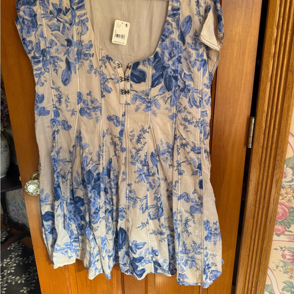 Elegant Blue Floral Mini Dress